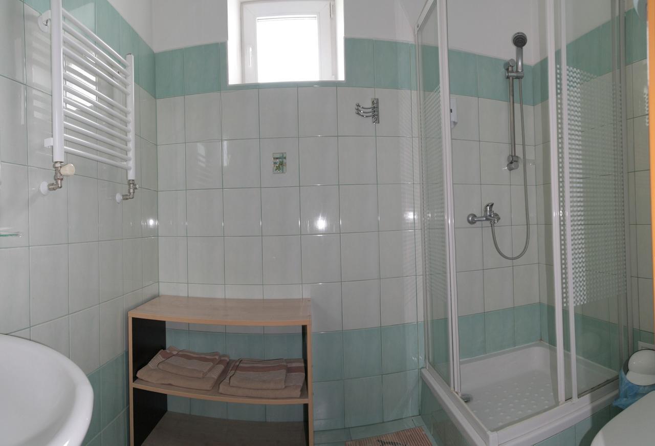 Karpaty Viking Motel Nizhneye Sinevidnoye ห้อง รูปภาพ