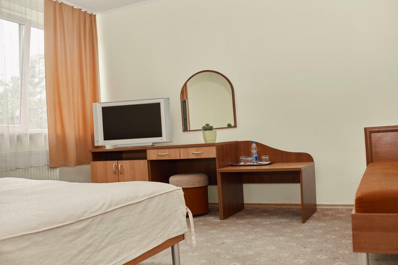 Karpaty Viking Motel Nizhneye Sinevidnoye ภายนอก รูปภาพ