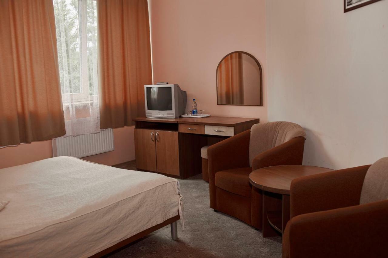 Karpaty Viking Motel Nizhneye Sinevidnoye ภายนอก รูปภาพ